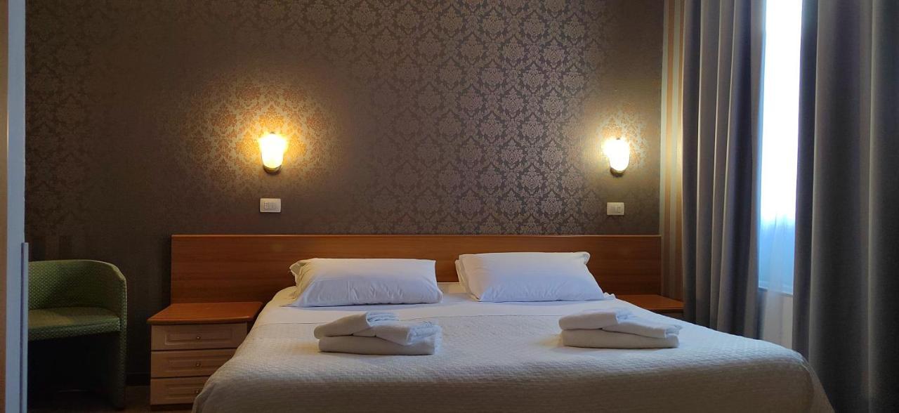 Hotel Nuovo Rondo Sesto San Giovanni Ngoại thất bức ảnh