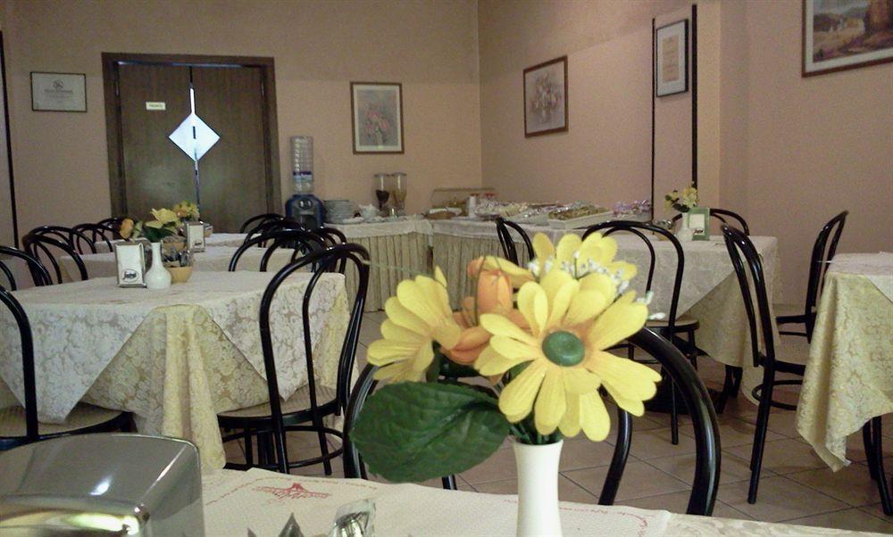 Hotel Nuovo Rondo Sesto San Giovanni Ngoại thất bức ảnh